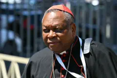 John Onaiyekan ya taba zama Archbishop na Abuja wato babban limamin Katolika na yankin Abuja.