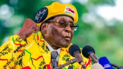 Robert Mugabe ya kwashe shekara 37 yana mulkin Zimbabwe