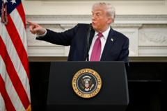 Trump, ABD ve İran arasındaki ateşkesi müzakereler sonuçlanana dek uzatacağını açıkladı