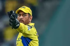 IPL 2025 : ધોનીની એ ઇનિંગ જેમાં તેમણે એક હાથે સિક્સ મારી અને પાંચ હાર બાદ ચેન્નાઈની જીત થઈ, ધોનીએ કયા રેકૉર્ડ બનાવ્યા?