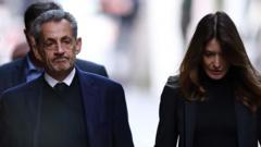 Small cell wit TV - How French ex-president Sarkozy fit spend im time for prison 