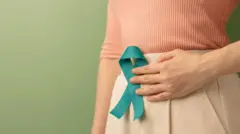 સર્વાઇકલ કૅન્સર કેવી રીતે થાય, સર્વાઇકલ કૅન્સર કેટલું ઘાતક અને મૃત્યુદર, સર્વાઇકલ કૅન્સરનો ઈલાજ, ઍઇમ્સ દ્વારા બ્લડ ટેસ્ટ, યુવતીઓ અને મહિલાઓનું આરોગ્ય, બીબીસી ગુજરાતી સાથે સમજો, બીબીસી ન્યૂઝ ગુજરાતી 