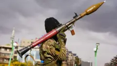 رژه نظامی به دستور دولت انتقالی سوریه در دمشق