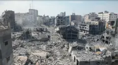 Gaza isigaye ari igisaka c'ibihomoka kubera ibitero vya Israel