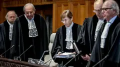 শুক্রবার জাতিসংঘের সর্বোচ্চ আদালত (আইসিজে) রায় দেয়