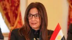 صورة بروفايل لوزيرة الثقافة المصرية السابقة جيهان زكي