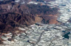 Estufas que podem ser vistas do céu