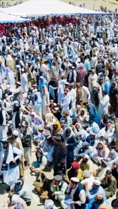 حضور هزاران نفر در مراسم تشییع جنازه یک داکتر در ولایت خوست