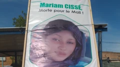 Une affiche de Mariam Cissé avec la mention, "Morte pour le Mali".