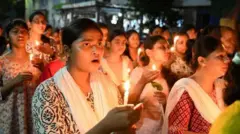 कोलकात्याच्या आरजी कर मेडिकल कॉलेज आणि रुग्णालयातील डॉक्टर तरुणीवरील बलात्कार आणि हत्या प्रकरणाला एक महिना पूर्ण झाला आहे.