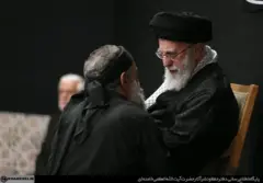 خامنه‌ای پس از هفته‌ها غیبت در مراسم شب عاشورا حاضر شد و از مداح خواست که ترانه «ای ایران» بخواند
