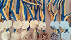 Золоті та срібні медалі