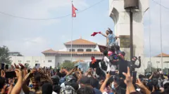 నేపాల్, జెన్ జడ్, సుశీలా కార్కి, కేపీ శర్మ ఓలీ