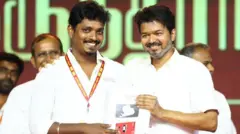 டாஸ்மாக்கில் மது பாட்டிலுக்கு ரூ.10 கூடுதலாக வாங்குவதை தடுக்க தவெக அரசு என்ன செய்தது?