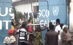 Abaturage barimo gusahura ikigo cya MONUSCO i Goma mu gitondo kuwa kabiri