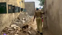 አብዛኛዎቹ የሱሌጃ እስር ቤቶች በቅኝ ግዛት ወቅት የተገነቡ ናቸው