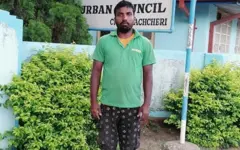 குப்பை மேட்டில் தங்கம்