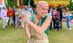 Jasmine Mitchell yegukanye igihembo cy'uwatsinze mu irushanwa ryo guteka mu ifuru rizwi nka Bake Off mu Bwongereza