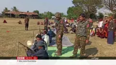 စစ်ကြောင်းထိုးမှုတွေကြောင့် ၁ လအတွင်း အရပ်သား ၄၀ ကျော်သေဆုံး