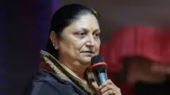 બીબીસી ગુજરાતી, ગુજરાત, પોરબંદર, ગૅંગ વૉર, સંતોકબહેન જાડેજા, હીરલબા જાડેજા, કાંધલ જાડેજા, કુતિયાણા વિધાનસભા બેઠક