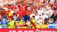 لامین یامال