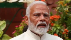 பிரதமர் நரேந்திர மோதி 