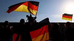 Прихильники Альтернативи для Німеччини на мітингу у Дрездені 29 серпня