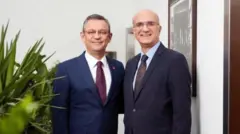 Özgür Özel ve Tekin Bingöl 