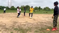 கால்பந்தால் மாறிய வாழ்க்கை