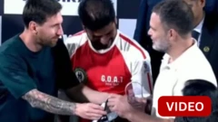 ராகுல் காந்திக்கு ஜெர்சி வழங்கிய மெஸ்ஸி