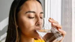 Xiisaha internetka ee dhallinyaradu u qabaan talooyinka hab-nololeedka dhaqanka ee Shiinaha waxay ka tarjumaysaa isbeddel cusub oo bulshada dhexdeeda ah