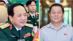 Hai Đại tướng Trịnh Văn Quyết (trái) và Nguyễn Trọng Nghĩa