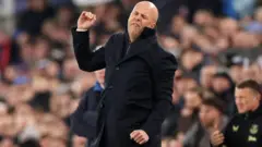 Arne Isloot, Liiverpuulii fi Evertan irratti himanni baname