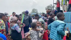 Impunzi z'Abanyecongo zirimo kwitegura gusubira i Goma kuri uyu wa kane ziva mu nkambi ya Rugerero mu nkengero z'umujyi wa Rubavu