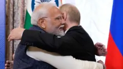 Tổng thống Vladimir Putin và Thủ tướng Narendra Modi
