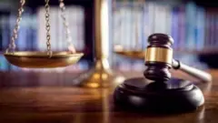 Suura madaalafi burruusaa