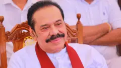 මහින්ද රාජපක්ෂ ජනාධිපතිවරයා ප්‍රමුඛ හිටපු ජනපතිවරුන්ගේ වරප්‍රසාද කප්පාදු කරන බවට ජාතික බලවේගය ආණ්ඩුව කරන ප්‍රකාශ තවත් තිව්‍ර මුහුණවරක්ගෙන ඇත්තේ ඒ පිළිබඳ ජනාධිපති අනුර කුමාර දිසානායක කළ ප්‍රකාශයක් හේතුවෙනි.