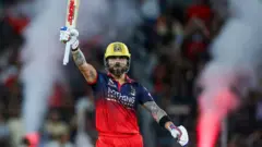 மீண்டும் ஐபிஎல் சாம்பியன் பட்டம் வென்றது ராயல் சேலஞ்சர்ஸ் பெங்களூரு - தொடர்ச்சியாக 2வது கோப்பை