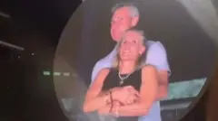 கோல்ட்பிளே, ஆஸ்ட்ரோனமர் 