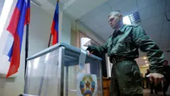 Bakka loltuun kun sagalee itti kenne, Luhansk dabalatee mootummaan Raashiyaa miidiyaan akka seenu eeyyameera