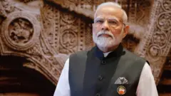 'இந்தியாவிடம் பாடம் கற்க வேண்டும்' - இணையத்தில் புலம்பும் பாகிஸ்தான் நெட்டிசன்கள்