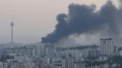 Теҳронга илк ҳужумлари билан Исроил нуфузли қўмондонларни ўлдирди. 