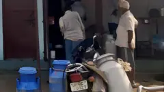 अवैध रूपमा भित्रिएका दूध