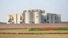 ত্রয়োদশ জাতীয় সংসদের সংরক্ষিত নারী আসনের ভোট আগামী ১২ই মে অনুষ্ঠিত হওয়ার কথা রয়েছে