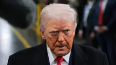 डोनाल्ड ट्रम्प