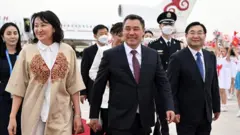 Жапаров Кытайда расмий сапарда