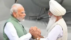 2024 के लोकसभा चुनाव में पंजाब और हरियाणा के कई डेरों को बड़ा वोट बैंक माना जा रहा है.