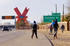 Migrantes en la carretera