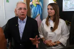 Álvaro Uribe y Paloma Valencia al votar el 31 de mayo