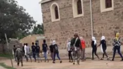 መድሃኔ ዓለም ቤተ ክርስትያን በፀጥታ ኃእሎች የተያዙ ምዕመናን
